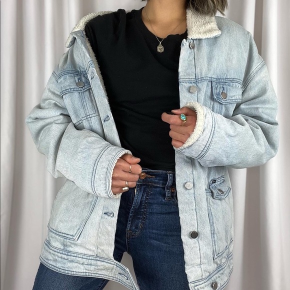 Volcom light wash faux Sherpa lined denim jacket sz men’s m - Picture 5 of 9